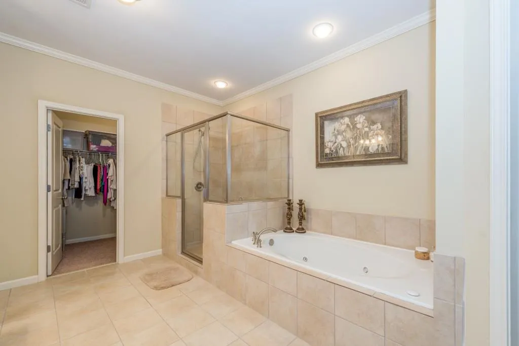 5564 High Point Road Unit 5564, Sandy Springs, Georgia 30342, 3 Bedrooms Bedrooms, ,3 BathroomsBathrooms,Residential,Sold,5564 High Point Road Unit 5564,5741855