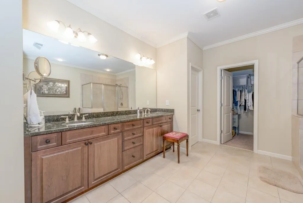 5564 High Point Road Unit 5564, Sandy Springs, Georgia 30342, 3 Bedrooms Bedrooms, ,3 BathroomsBathrooms,Residential,Sold,5564 High Point Road Unit 5564,5741855