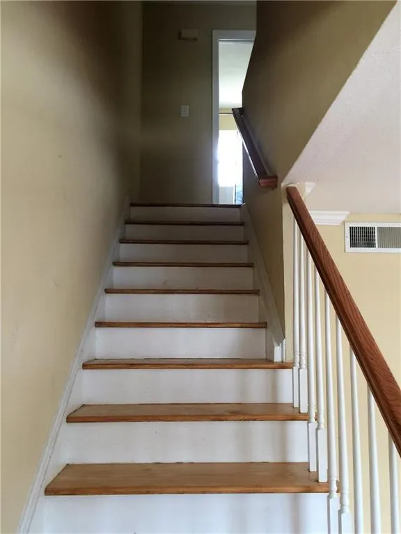 6940 Roswell Road Unit 6b, Atlanta, Georgia 30328, 2 Bedrooms Bedrooms, ,1 BathroomBathrooms,Residential,Sold,6940 Roswell Road Unit 6b,5793174