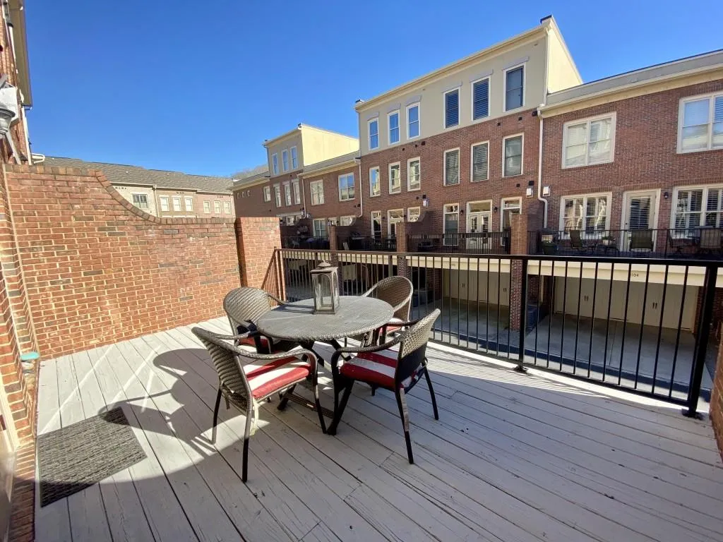 1211 Riverscall Lane, Atlanta, Georgia 30339, 4 Bedrooms Bedrooms, ,4 BathroomsBathrooms,Residential,Sold,1211 Riverscall Lane,6845932