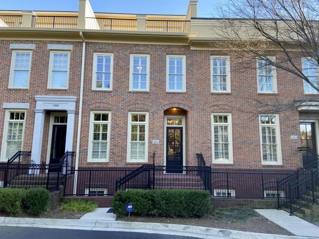 1211 Riverscall Lane, Atlanta, Georgia 30339, 4 Bedrooms Bedrooms, ,4 BathroomsBathrooms,Residential,Sold,1211 Riverscall Lane,6845932