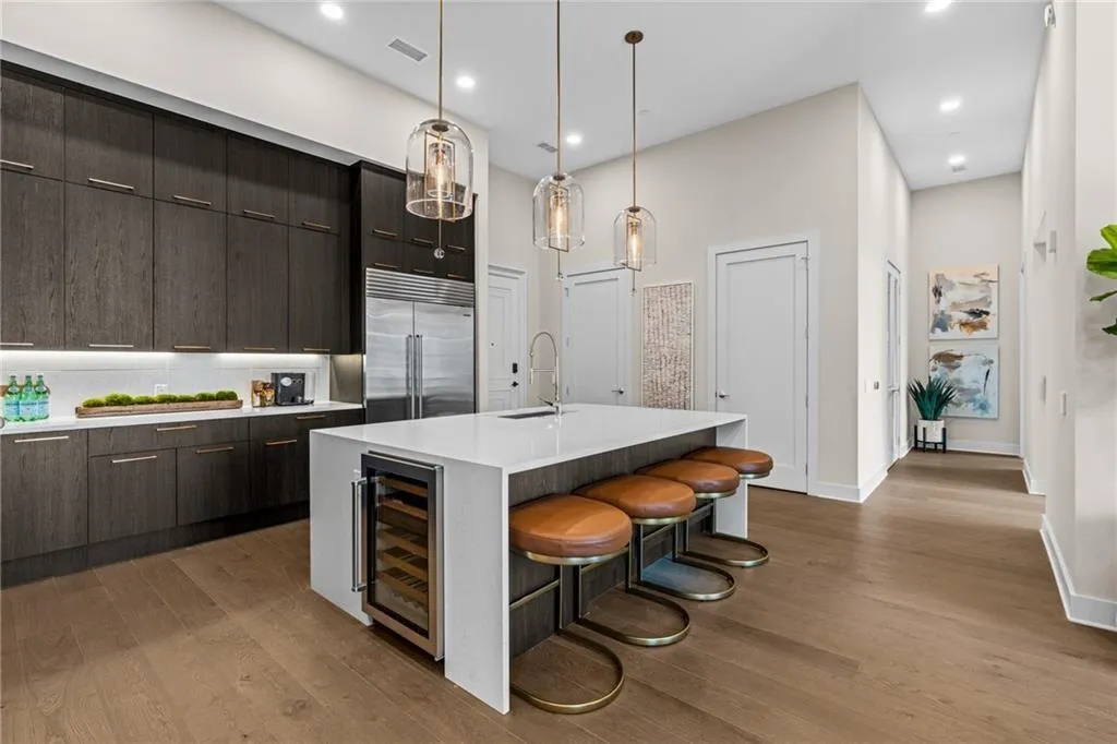 40 12th Street Unit 1004, Atlanta, Georgia 30309, 3 Bedrooms Bedrooms, ,3 BathroomsBathrooms,Residential,For Sale,40 12th Street Unit 1004,7607472