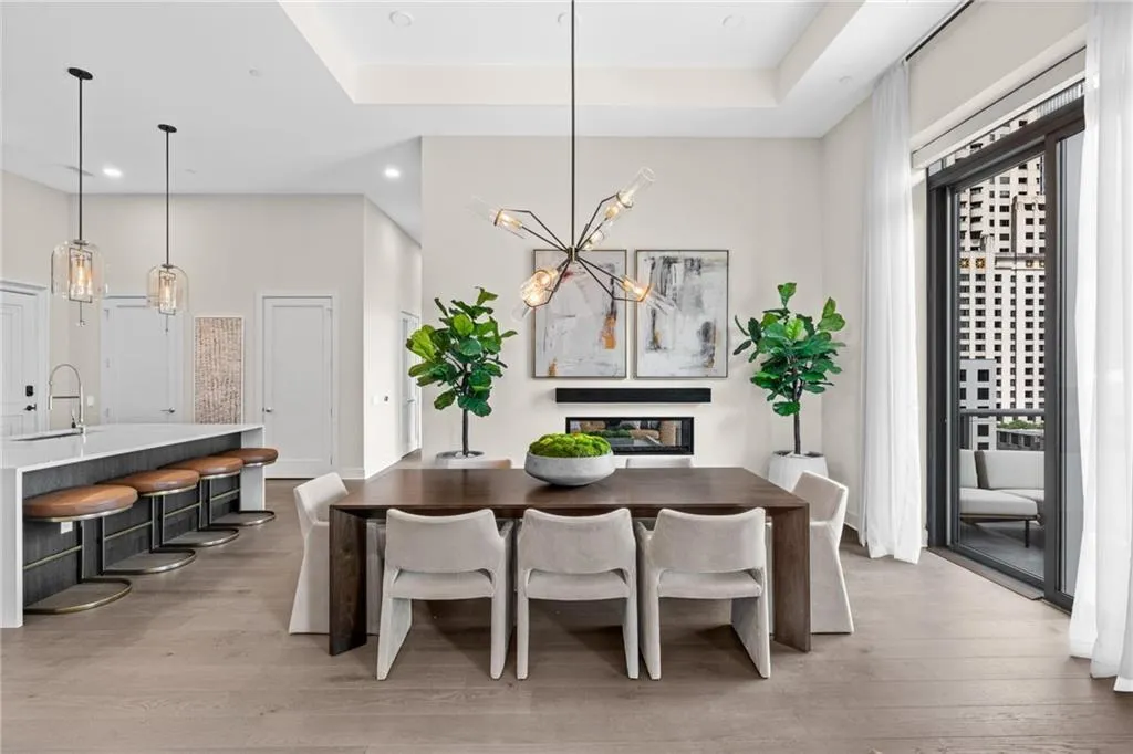 40 12th Street Unit 1004, Atlanta, Georgia 30309, 3 Bedrooms Bedrooms, ,3 BathroomsBathrooms,Residential,For Sale,40 12th Street Unit 1004,7607472