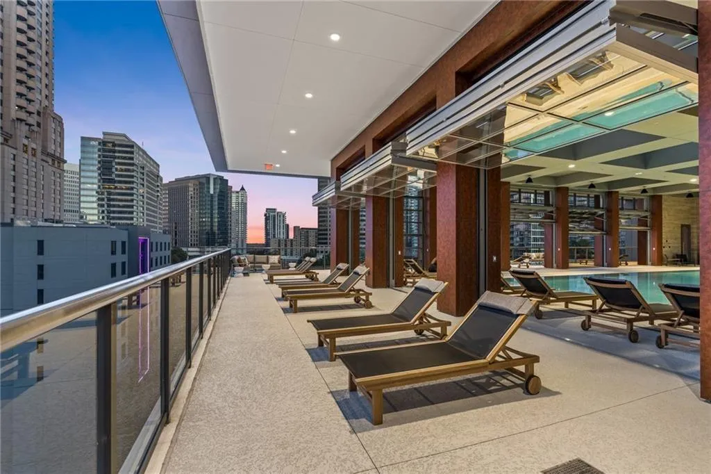 40 12th Street Unit 1004, Atlanta, Georgia 30309, 3 Bedrooms Bedrooms, ,3 BathroomsBathrooms,Residential,For Sale,40 12th Street Unit 1004,7607472