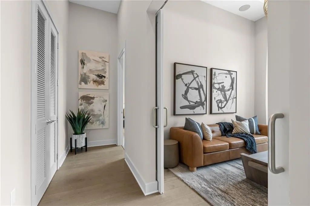 40 12th Street Unit 1004, Atlanta, Georgia 30309, 3 Bedrooms Bedrooms, ,3 BathroomsBathrooms,Residential,For Sale,40 12th Street Unit 1004,7607472