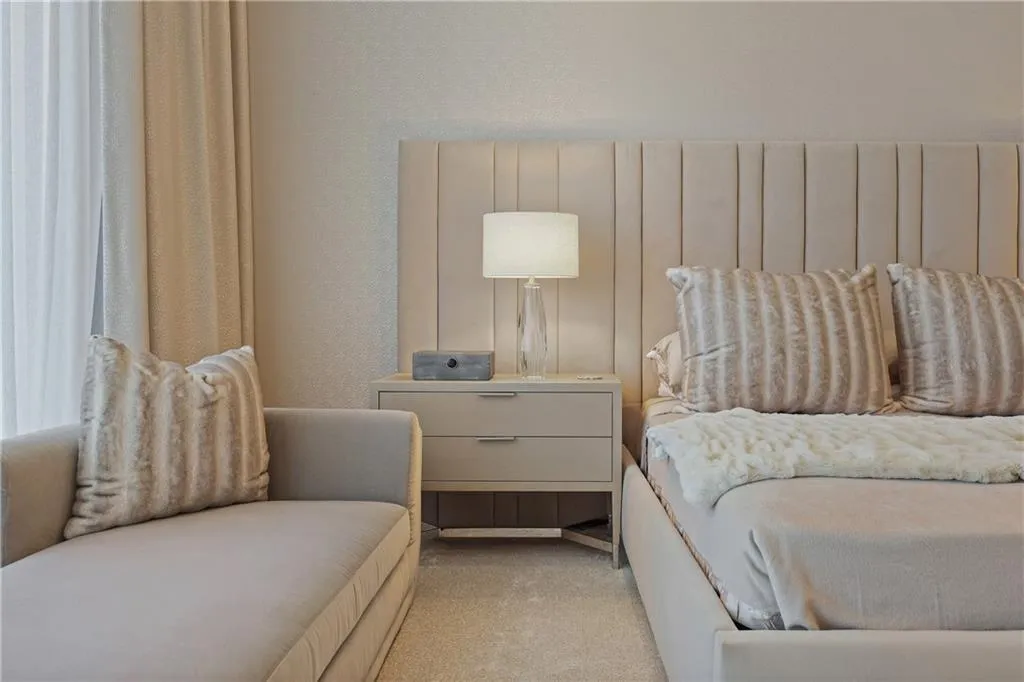 2425 Peachtree Road Ne Unit 1802, Atlanta, Georgia 30305, 2 Bedrooms Bedrooms, 0 ,2 BathroomsBathrooms,Residential,For Sale,2425 Peachtree Road Ne Unit 1802,7705513