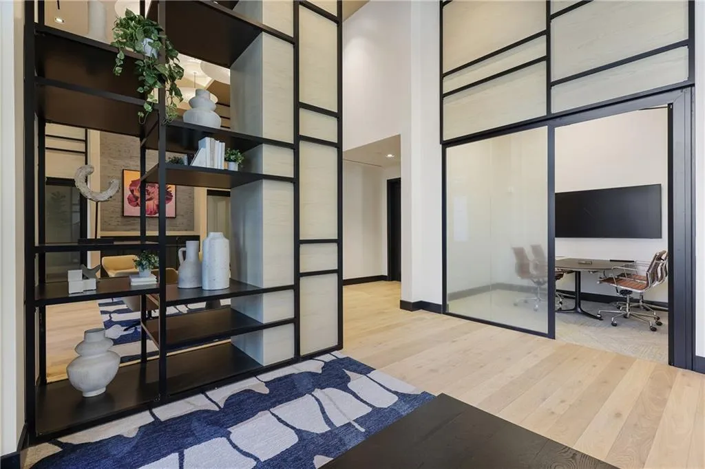 2425 Peachtree Road Ne Unit 1802, Atlanta, Georgia 30305, 2 Bedrooms Bedrooms, 0 ,2 BathroomsBathrooms,Residential,For Sale,2425 Peachtree Road Ne Unit 1802,7705513
