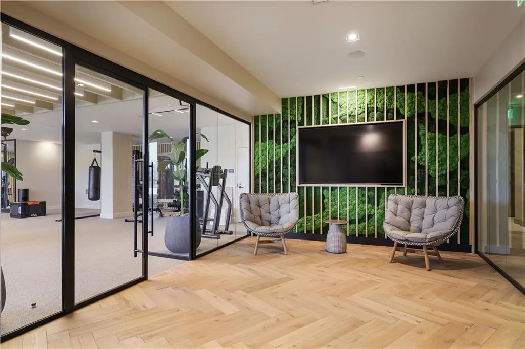 2425 Peachtree Road Ne Unit 1802, Atlanta, Georgia 30305, 2 Bedrooms Bedrooms, 0 ,2 BathroomsBathrooms,Residential,For Sale,2425 Peachtree Road Ne Unit 1802,7705513