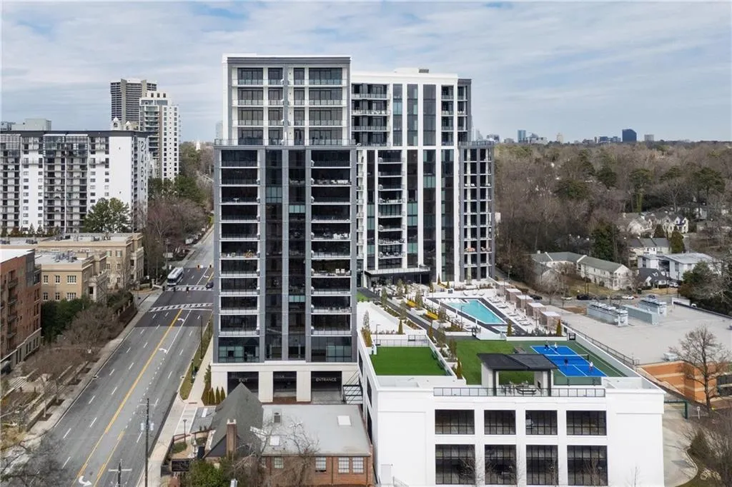 2425 Peachtree Road Ne Unit 1802, Atlanta, Georgia 30305, 2 Bedrooms Bedrooms, 0 ,2 BathroomsBathrooms,Residential,For Sale,2425 Peachtree Road Ne Unit 1802,7705513