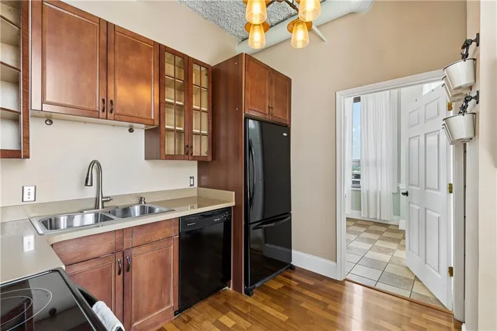 1170