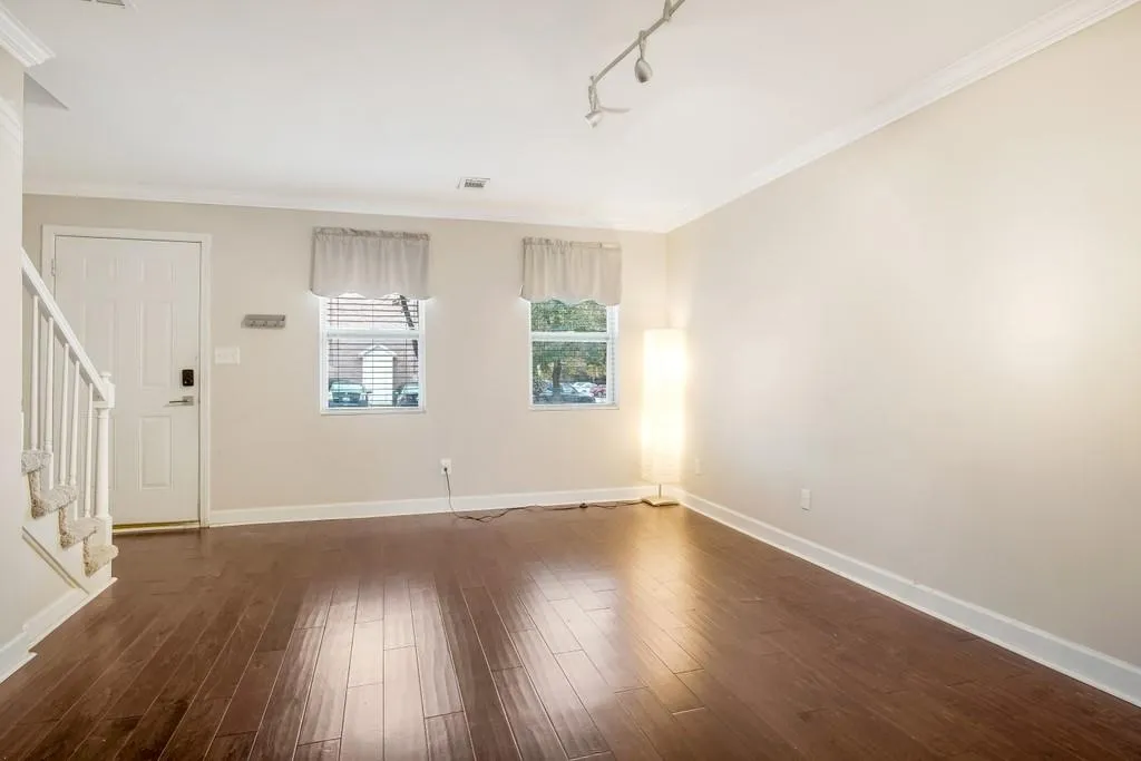 265 Winding River Drive Unit F, Sandy Springs, Georgia 30350, 2 Bedrooms Bedrooms, ,1 BathroomBathrooms,Residential,Sold,265 Winding River Drive Unit F,6806130