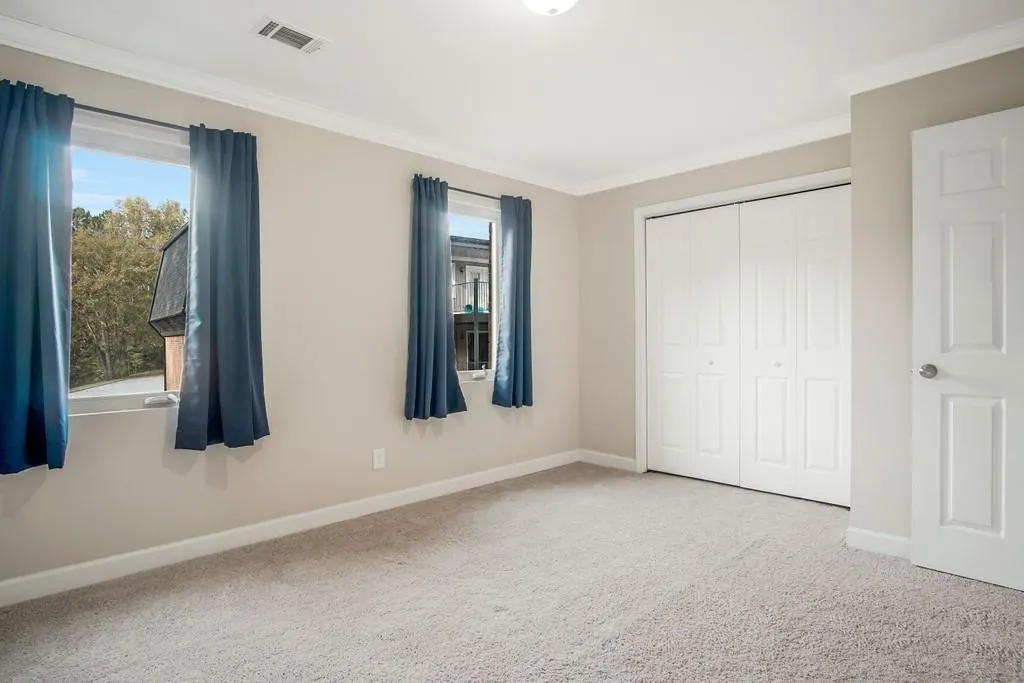 265 Winding River Drive Unit F, Sandy Springs, Georgia 30350, 2 Bedrooms Bedrooms, ,1 BathroomBathrooms,Residential,Sold,265 Winding River Drive Unit F,6806130