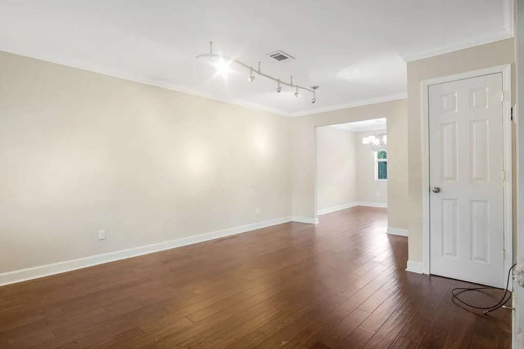 265 Winding River Drive Unit F, Sandy Springs, Georgia 30350, 2 Bedrooms Bedrooms, ,1 BathroomBathrooms,Residential,Sold,265 Winding River Drive Unit F,6806130