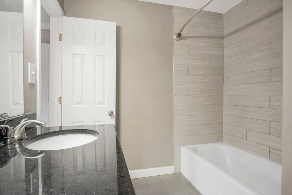 265 Winding River Drive Unit F, Sandy Springs, Georgia 30350, 2 Bedrooms Bedrooms, ,1 BathroomBathrooms,Residential,Sold,265 Winding River Drive Unit F,6806130