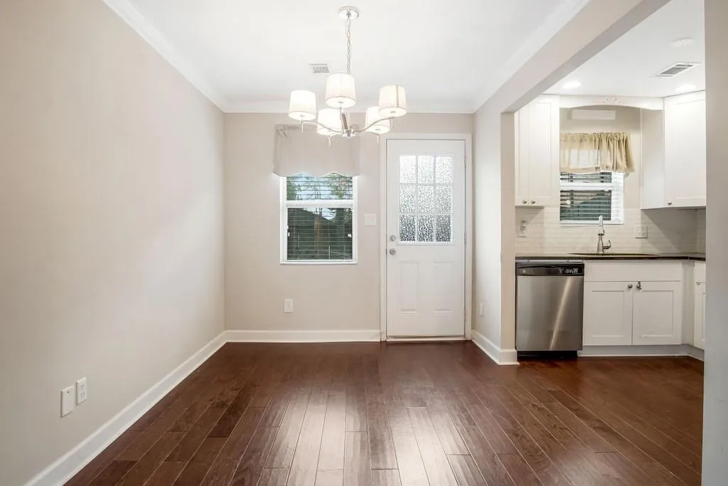 265 Winding River Drive Unit F, Sandy Springs, Georgia 30350, 2 Bedrooms Bedrooms, ,1 BathroomBathrooms,Residential,Sold,265 Winding River Drive Unit F,6806130