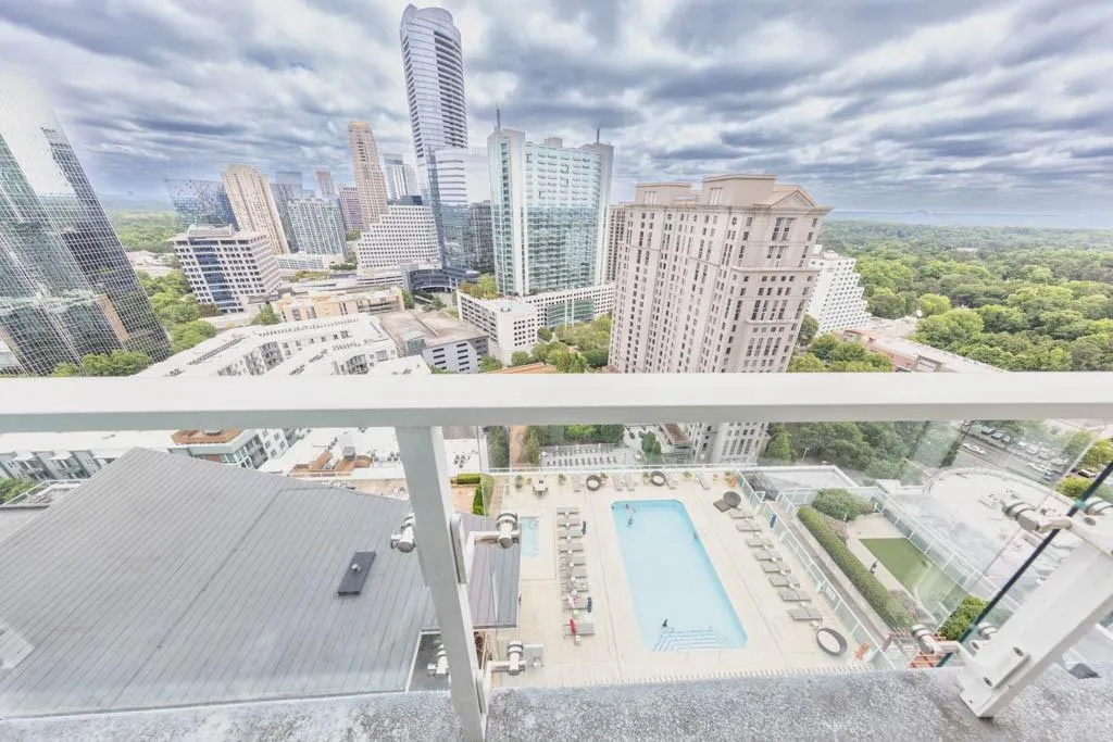 3325 Piedmont Road Ne Unit 2206, Atlanta, Georgia 30305, 1 Bedroom Bedrooms, ,1 BathroomBathrooms,Residential,For Sale,3325 Piedmont Road Ne Unit 2206,7637047