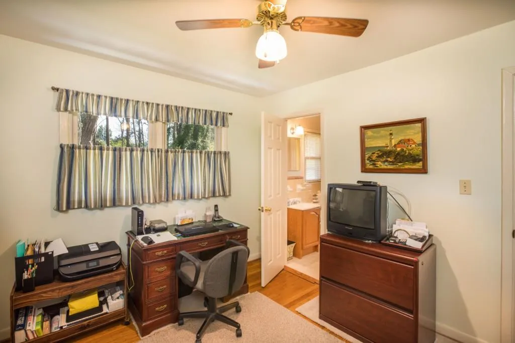 255 Brook Drive, Sandy Springs, Georgia 30328, 3 Bedrooms Bedrooms, ,2 BathroomsBathrooms,Residential,Sold,255 Brook Drive,5978622