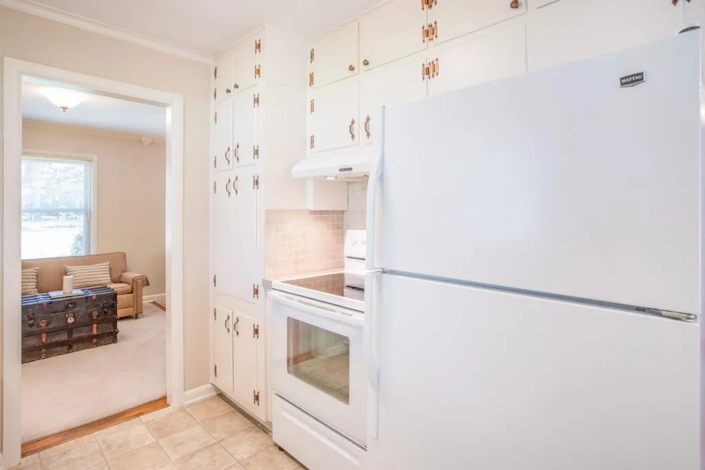 255 Brook Drive, Sandy Springs, Georgia 30328, 3 Bedrooms Bedrooms, ,2 BathroomsBathrooms,Residential,Sold,255 Brook Drive,5978622