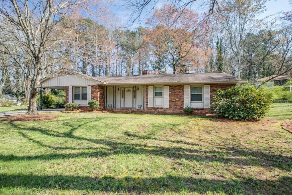 255 Brook Drive, Sandy Springs, Georgia 30328, 3 Bedrooms Bedrooms, ,2 BathroomsBathrooms,Residential,Sold,255 Brook Drive,5978622