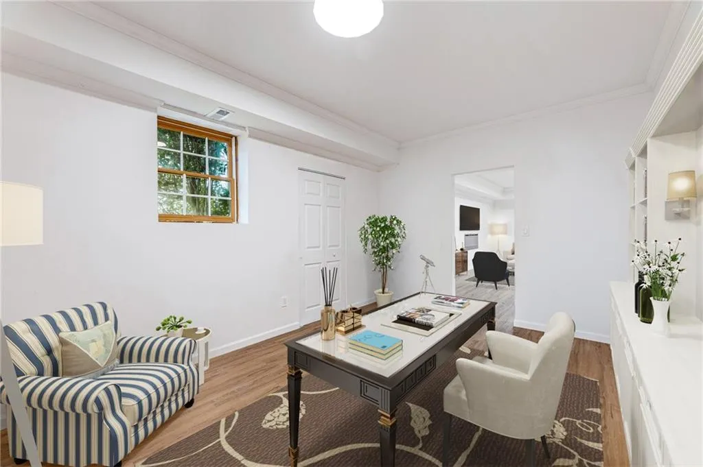 8415 Valemont Drive, Sandy Springs, Georgia 30350, 5 Bedrooms Bedrooms, ,4 BathroomsBathrooms,Residential,Sold,8415 Valemont Drive,7175892