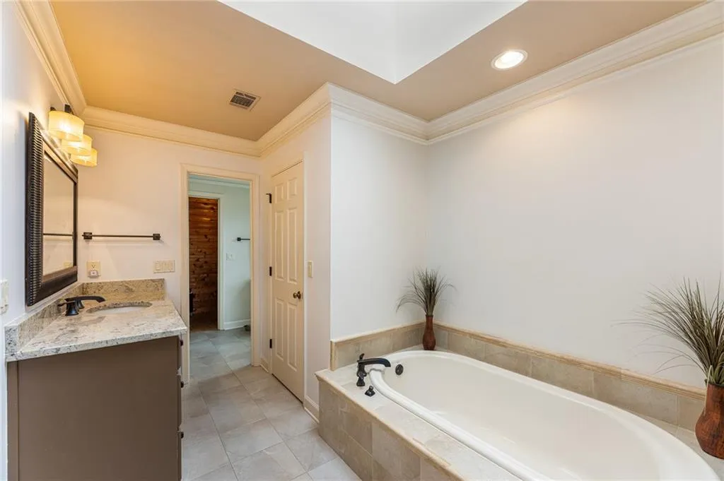 8415 Valemont Drive, Sandy Springs, Georgia 30350, 5 Bedrooms Bedrooms, ,4 BathroomsBathrooms,Residential,Sold,8415 Valemont Drive,7175892