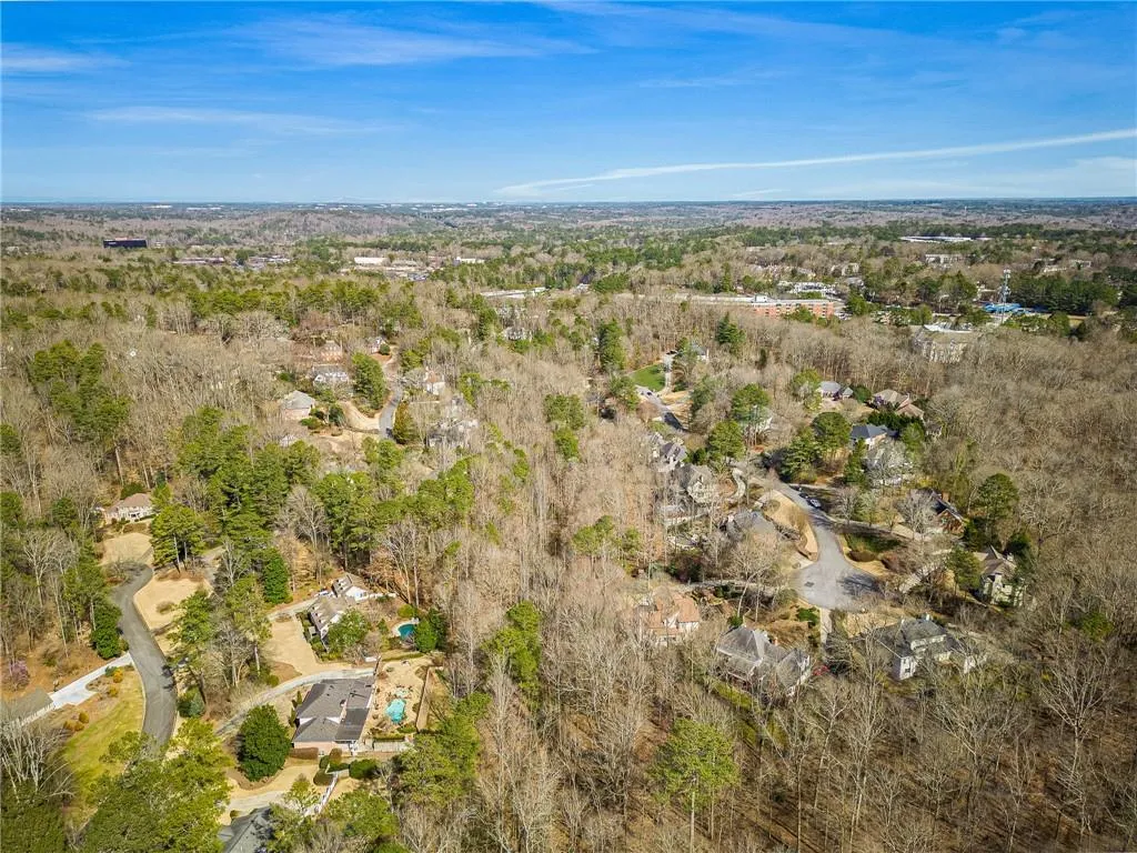 8415 Valemont Drive, Sandy Springs, Georgia 30350, 5 Bedrooms Bedrooms, ,4 BathroomsBathrooms,Residential,Sold,8415 Valemont Drive,7175892