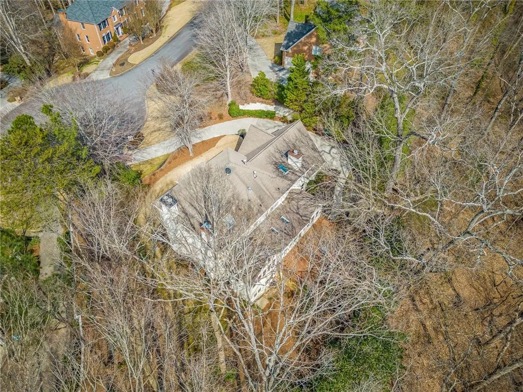 8415 Valemont Drive, Sandy Springs, Georgia 30350, 5 Bedrooms Bedrooms, ,4 BathroomsBathrooms,Residential,Sold,8415 Valemont Drive,7175892