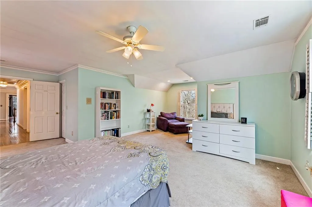 8415 Valemont Drive, Sandy Springs, Georgia 30350, 5 Bedrooms Bedrooms, ,4 BathroomsBathrooms,Residential,Sold,8415 Valemont Drive,7175892