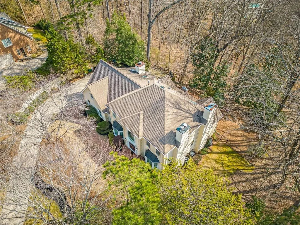 8415 Valemont Drive, Sandy Springs, Georgia 30350, 5 Bedrooms Bedrooms, ,4 BathroomsBathrooms,Residential,Sold,8415 Valemont Drive,7175892