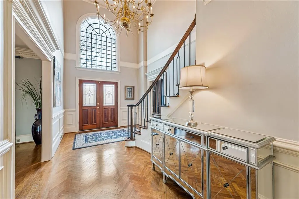 8415 Valemont Drive, Sandy Springs, Georgia 30350, 5 Bedrooms Bedrooms, ,4 BathroomsBathrooms,Residential,Sold,8415 Valemont Drive,7175892