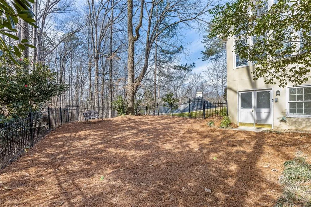 8415 Valemont Drive, Sandy Springs, Georgia 30350, 5 Bedrooms Bedrooms, ,4 BathroomsBathrooms,Residential,Sold,8415 Valemont Drive,7175892