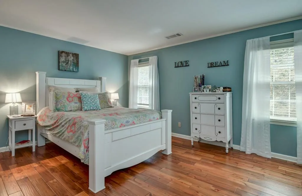 7445 Old Maine Trail, Sandy Springs, Georgia 30328, 4 Bedrooms Bedrooms, ,2 BathroomsBathrooms,Residential,Sold,7445 Old Maine Trail,5978599