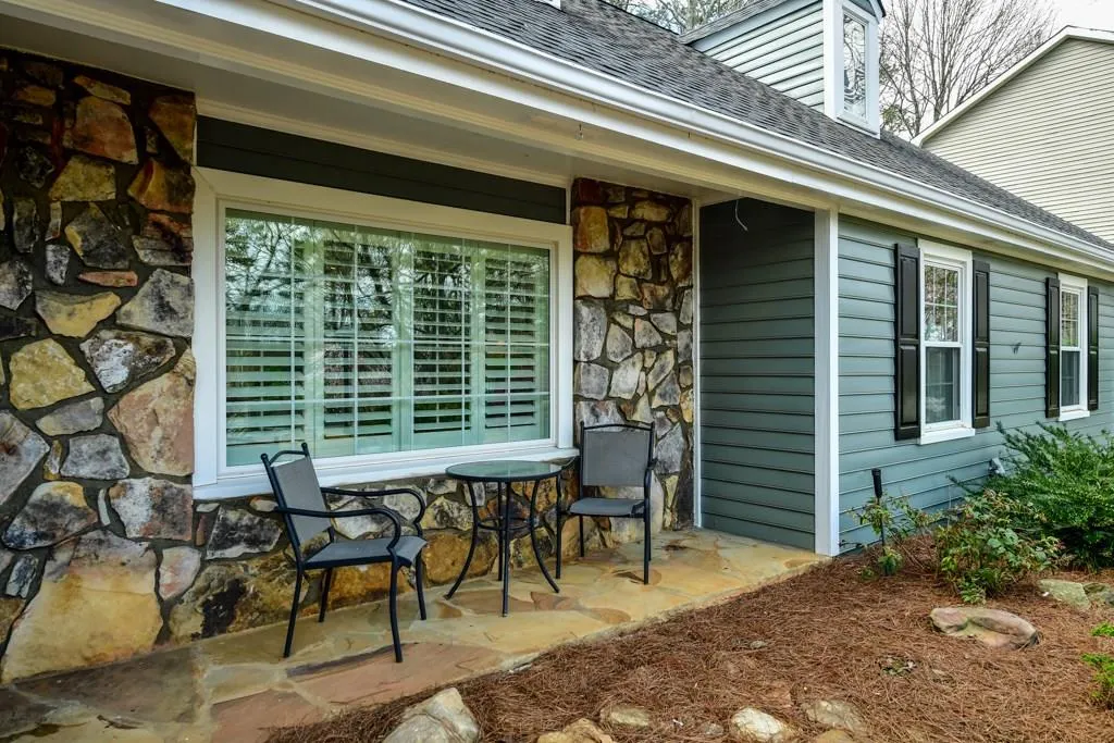 7445 Old Maine Trail, Sandy Springs, Georgia 30328, 4 Bedrooms Bedrooms, ,2 BathroomsBathrooms,Residential,Sold,7445 Old Maine Trail,5978599
