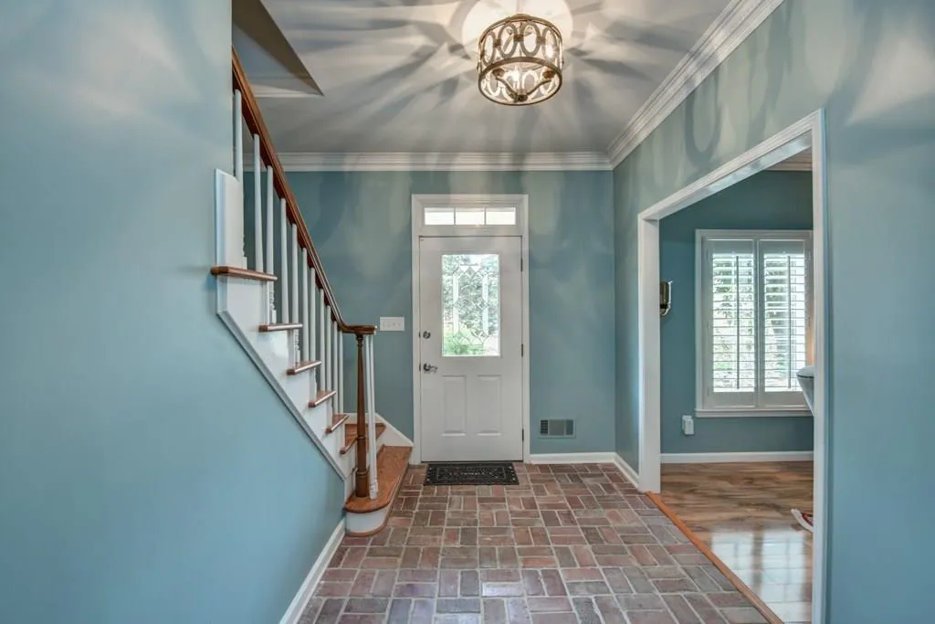 7445 Old Maine Trail, Sandy Springs, Georgia 30328, 4 Bedrooms Bedrooms, ,2 BathroomsBathrooms,Residential,Sold,7445 Old Maine Trail,5978599