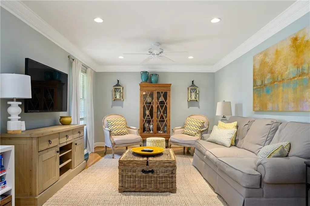 5830 Hilderbrand Drive, Sandy Springs, Georgia 30328, 4 Bedrooms Bedrooms, ,3 BathroomsBathrooms,Residential,Sold,5830 Hilderbrand Drive,6774354