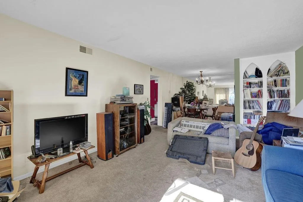 6851 Roswell Road Unit G8, Sandy Springs, Georgia 30328, 1 Bedroom Bedrooms, ,1 BathroomBathrooms,Residential,For Sale,6851 Roswell Road Unit G8,7713607