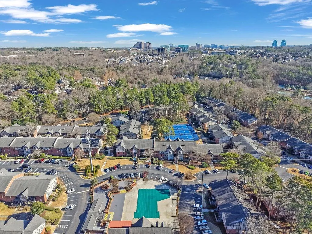 6851 Roswell Road Unit G8, Sandy Springs, Georgia 30328, 1 Bedroom Bedrooms, ,1 BathroomBathrooms,Residential,For Sale,6851 Roswell Road Unit G8,7713607