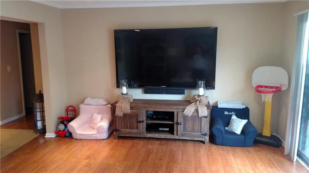 6851 Roswell Road Unit 028, Atlanta, Georgia 30328, 2 Bedrooms Bedrooms, ,2 BathroomsBathrooms,Residential,Sold,6851 Roswell Road Unit 028,5684749