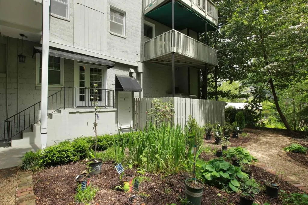 71 Maddox Drive Unit E, Atlanta, Georgia 30309, 1 Bedroom Bedrooms, ,1 BathroomBathrooms,Residential,Sold,71 Maddox Drive Unit E,5677752
