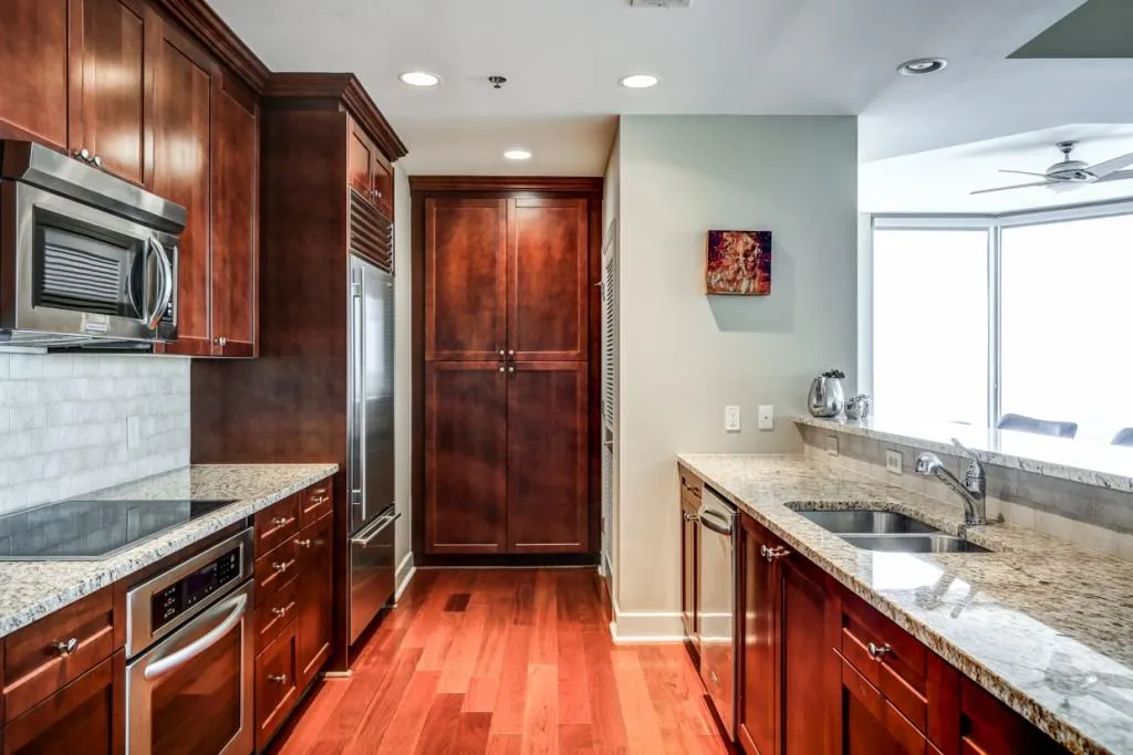 2795 Peachtree Road Ne Unit 2108, Atlanta, Georgia 30305, 2 Bedrooms Bedrooms, ,2 BathroomsBathrooms,Residential,Sold,2795 Peachtree Road Ne Unit 2108,5967037