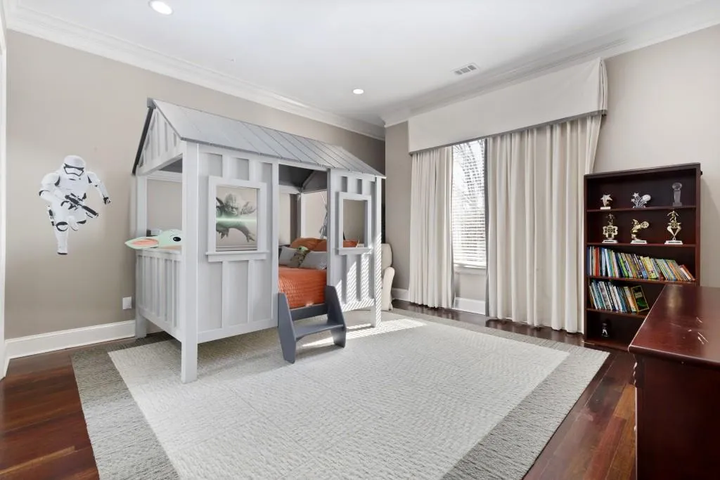 5625 Cross Gate Drive Nw, Sandy Springs, Georgia 30327, 7 Bedrooms Bedrooms, ,7 BathroomsBathrooms,Residential,Sold,5625 Cross Gate Drive Nw,6843535