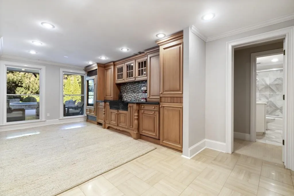 5625 Cross Gate Drive Nw, Sandy Springs, Georgia 30327, 7 Bedrooms Bedrooms, ,7 BathroomsBathrooms,Residential,Sold,5625 Cross Gate Drive Nw,6843535