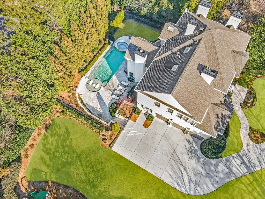 5625 Cross Gate Drive Nw, Sandy Springs, Georgia 30327, 7 Bedrooms Bedrooms, ,7 BathroomsBathrooms,Residential,Sold,5625 Cross Gate Drive Nw,6843535