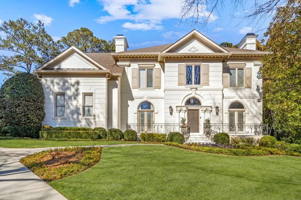 5625 Cross Gate Drive Nw, Sandy Springs, Georgia 30327, 7 Bedrooms Bedrooms, ,7 BathroomsBathrooms,Residential,Sold,5625 Cross Gate Drive Nw,6843535