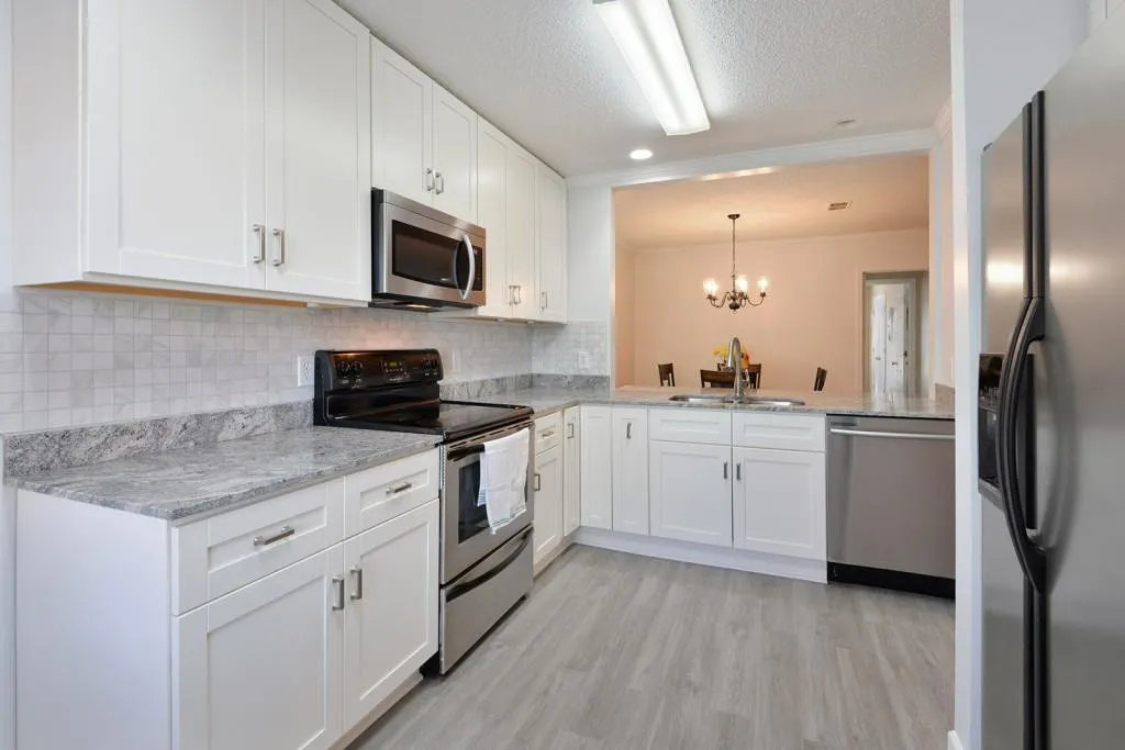 107 Abingdon Way Ne, Atlanta, Georgia 30328, 2 Bedrooms Bedrooms, ,2 BathroomsBathrooms,Residential,Sold,107 Abingdon Way Ne,6519091