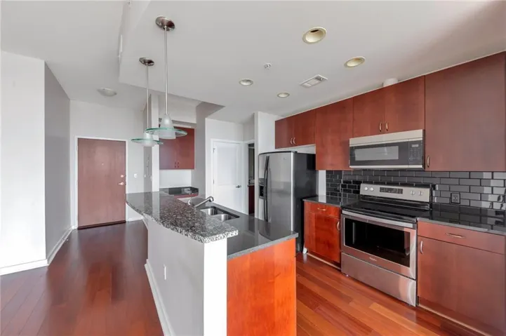 400 W Peachtree Street Nw Unit 3908, Atlanta, Georgia 30308