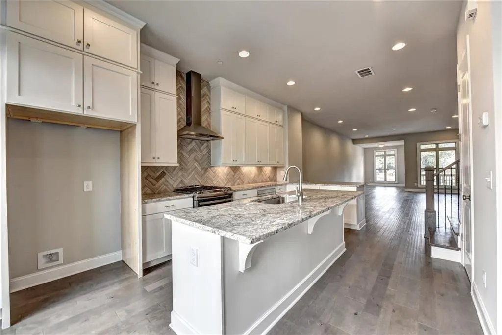 4334 Parkside Place, Atlanta, Georgia 30342, 3 Bedrooms Bedrooms, ,3 BathroomsBathrooms,Residential,Sold,4334 Parkside Place,6082759