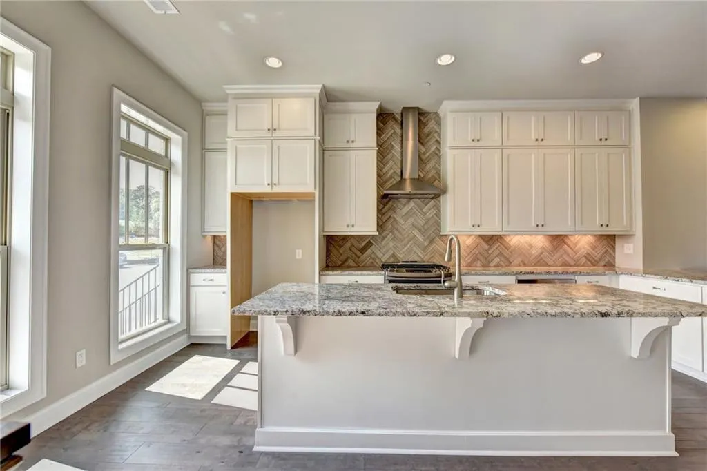 4334 Parkside Place, Atlanta, Georgia 30342, 3 Bedrooms Bedrooms, ,3 BathroomsBathrooms,Residential,Sold,4334 Parkside Place,6082759