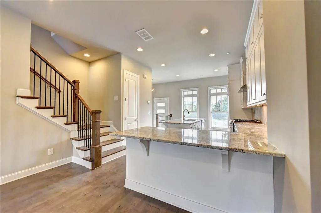 4334 Parkside Place, Atlanta, Georgia 30342, 3 Bedrooms Bedrooms, ,3 BathroomsBathrooms,Residential,Sold,4334 Parkside Place,6082759