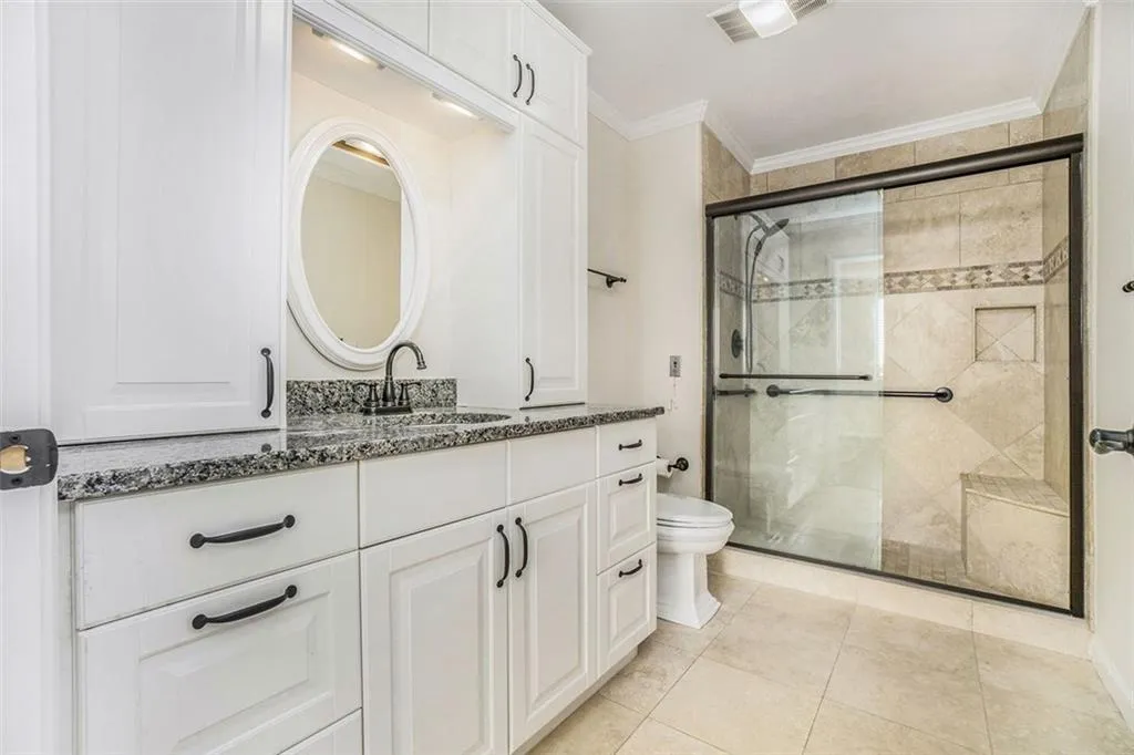 300 Johnson Ferry Road Ne Unit A 1003, Sandy Springs, Georgia 30328, 2 Bedrooms Bedrooms, ,2 BathroomsBathrooms,Residential,Sold,300 Johnson Ferry Road Ne Unit A 1003,7022282